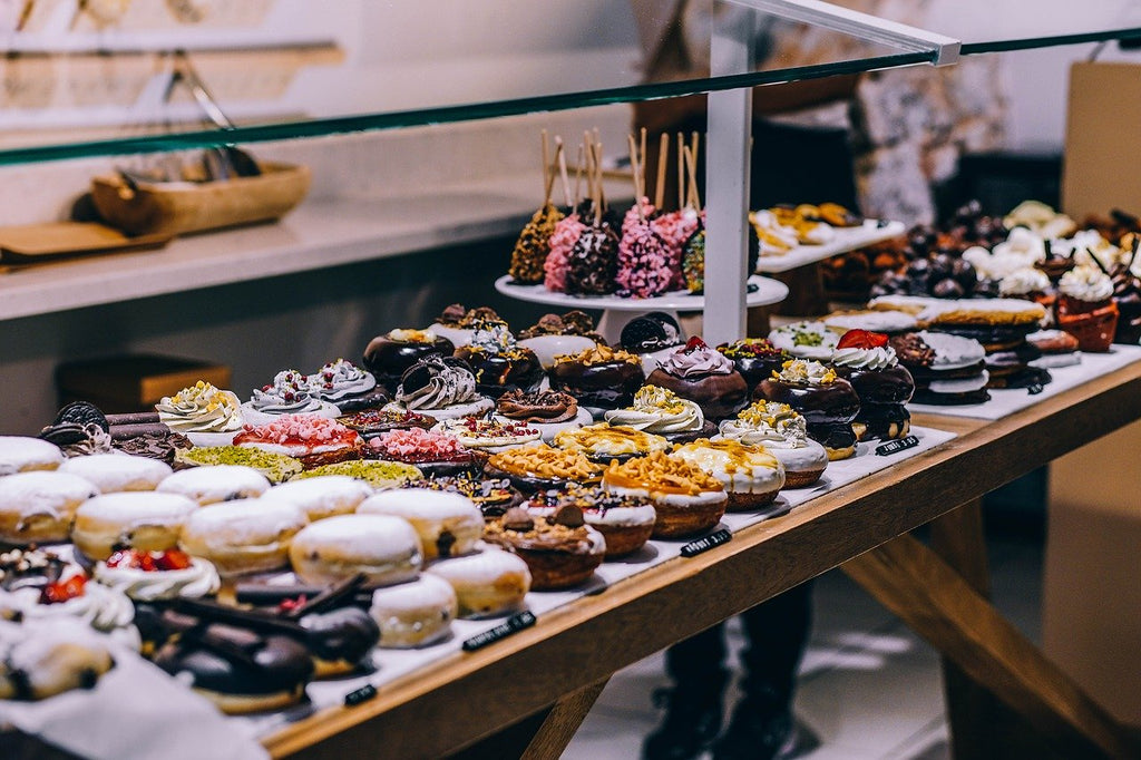 Perfect Dessert Table for This Christmas