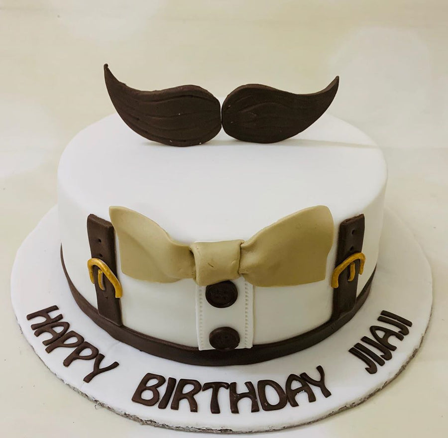 Round White Shirt Theme Cake