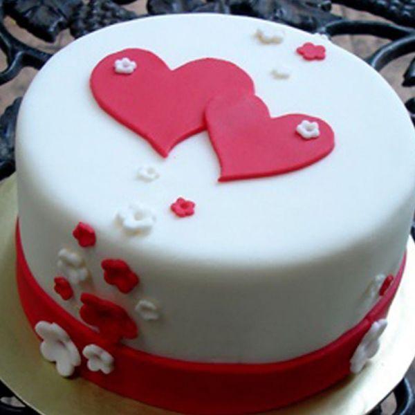 In Love Fondant Cake