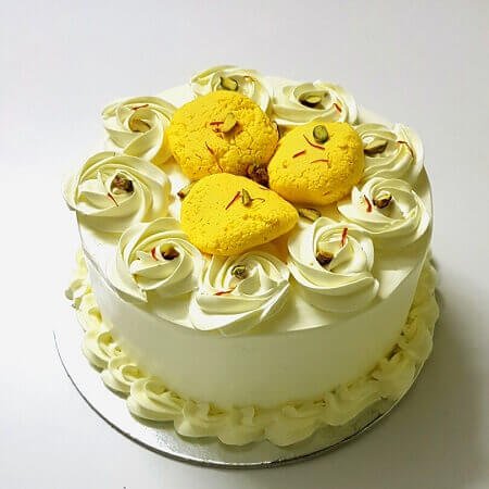 Tempting Pista Rasmalai Cake - for Flower Delivery in India 