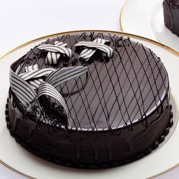 Dark Chocolate Swirl Cake