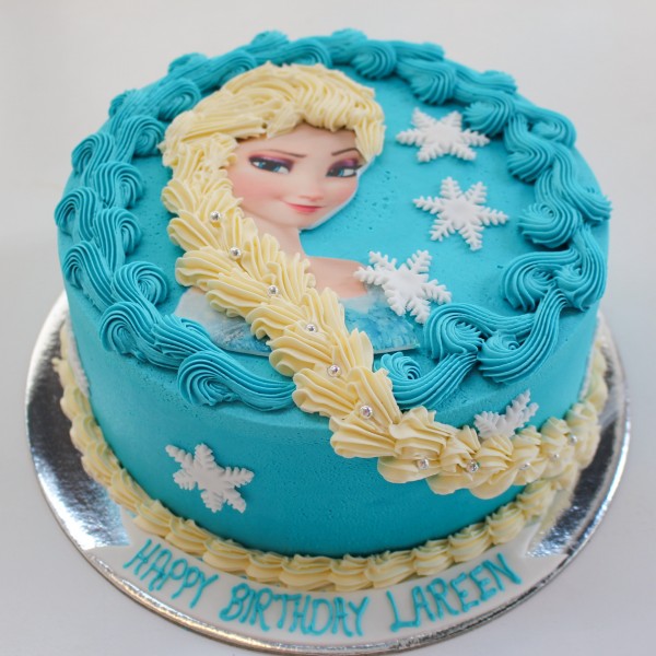 A Long Hair With Sweet Smile Frozen Elsa Theme Cake