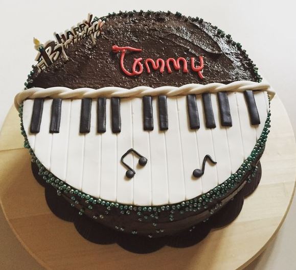 Choclate Harmonium Theme Cake Bloomsvilla