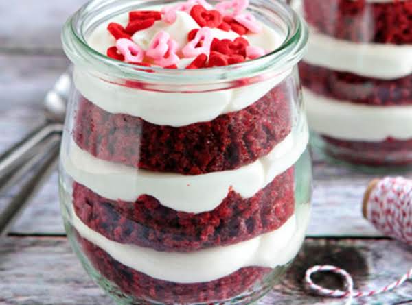 Red Velvet Jar Cake
