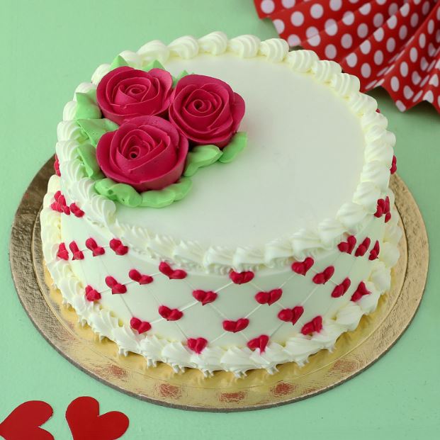 Rosy Love Cream Cake