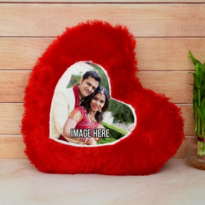 Heart Delight Wow Gift - for Midnight Flower Delivery in India 